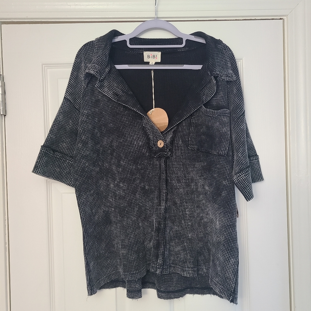 NWT Bibi Mineral Washed Button Thermal top, Black, Small